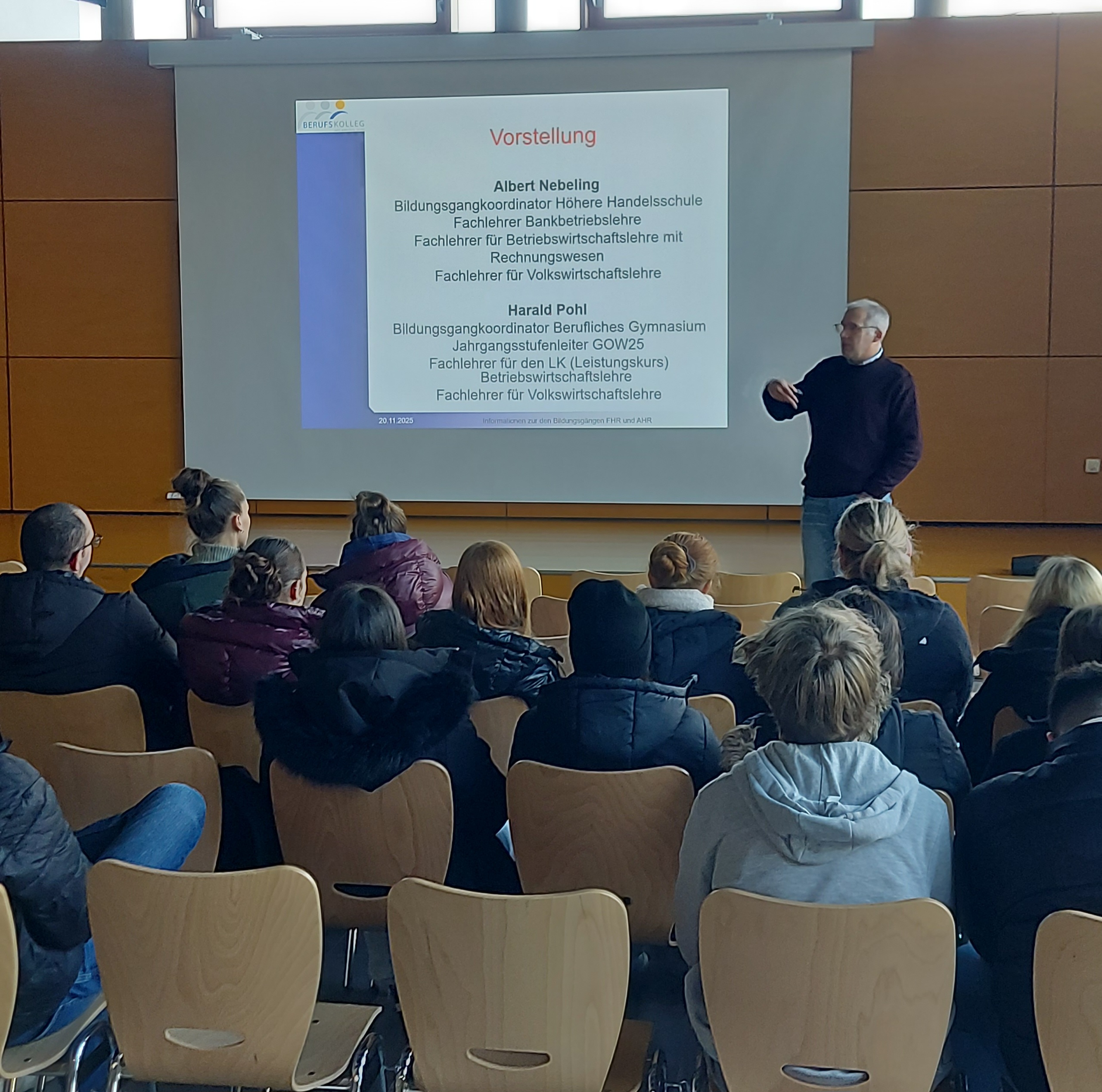 Mehr über den Artikel erfahren Infoveranstaltung: Oberstufe am Berufskolleg Olpe